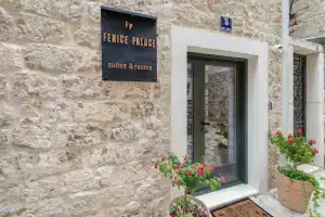Fenice Palace, Шибеник