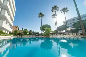 Aparthotel Tropicana, Кала-Бона