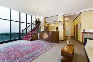 Hotel Excelsior, Павия