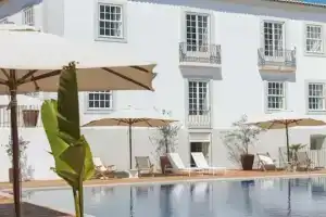 Casa Mãe Lagos, Лагуш