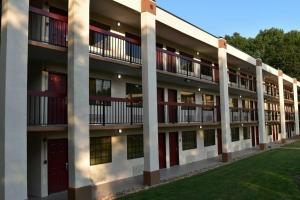 Baymont Inn & Suites by Wyndham Lincoln Ne, Линкольн