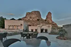 Romance Cave Suites, Учхисар