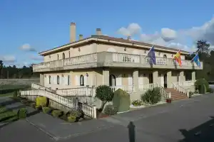 Hotel Reyes Astures, Овьедо