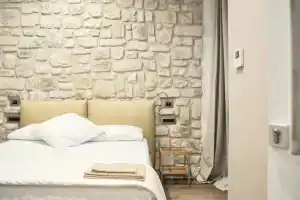 Olivia Rooms Eurialo, Сиракуза
