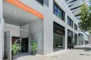 Arena Zone Hotel & Café, Валенсия