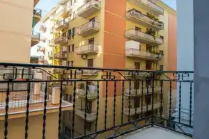 B&b Salerno, Салерно