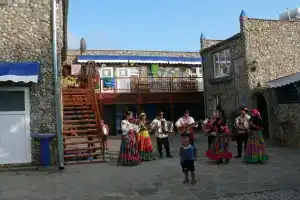 Гостиница «Ассоль», Штормовое