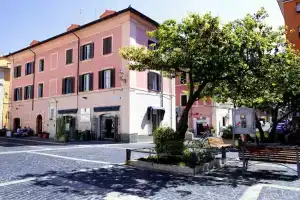 b&b Piazza Fratti, Чивитавеккья