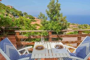 Villino Il Tramonto - Costa Paradiso, Коста Парадизо