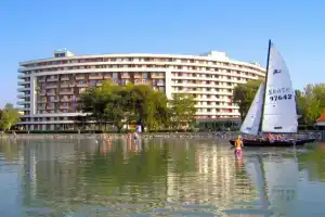 Gréta Wellness Apartmanok, Шиофок