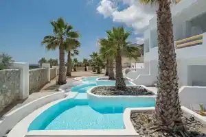 Casa Vitae Suites, Камари