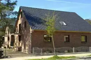 Apartmenthaus Hus Übi by Rujana, Бинц