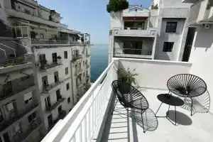 Magnifique Luxury Suites, Салоники