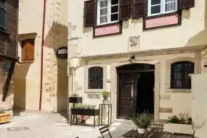 Harismari Cozy Hotel, Ханья