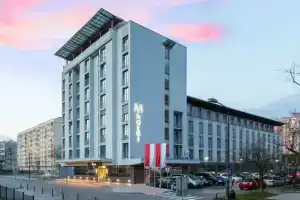 M Hotel, Любляна