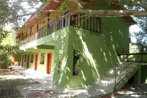 Отель «Fire Pansiyon», Чиралы