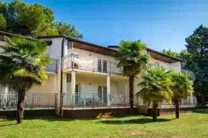 Ai Pini Medulin Resort, Медулин