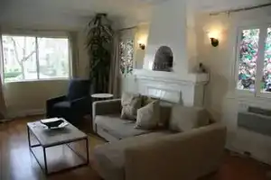 West Hollywood Vintage Vacation Apt, Лос-Анджелес