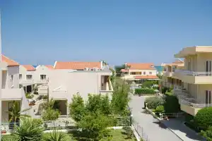 Litinas Apartments, Като-Даратсо