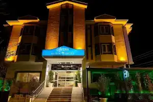 Lopera Beach Hotel, Алтынолук