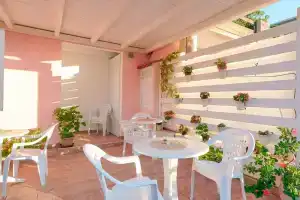 Nùe Rooms, Кальяри