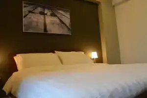 Lkp Apartment, Канчанабури