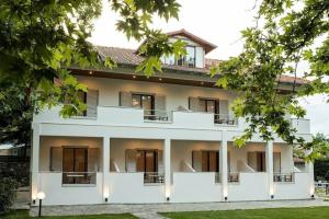 Gkaras Camp & Apartments, Паралия-Скотинас