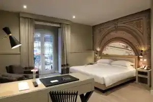 Caruso Place Boutique & Wellness Suites, Неаполь