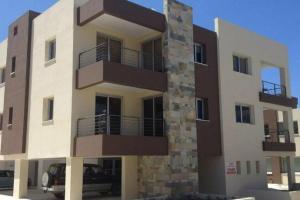 Niro Apartments, Полис-Хрисохус