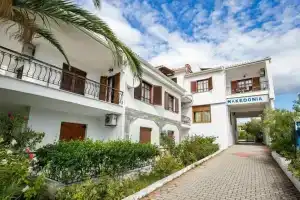 Hotel Makedonia, Потос