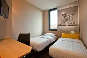 Harry’s home München Moosach hotel & apartments, Мюнхен