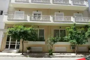 Dafni Studios, Лутра-Эдипсу