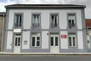 Albergue Cruces de Iria - Hostel, Падрон