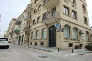 Central Baku Hotel, Баку