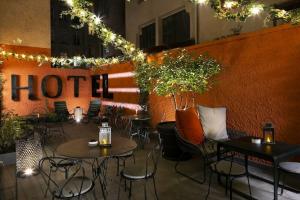 Отель «hôTel Edmond w Lyon Part-Dieu», Лион