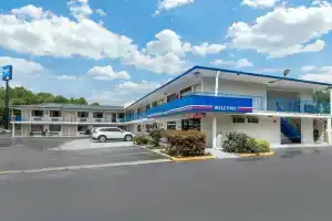 Rodeway Inn Winston Salem Route 52, Уинстон-Салем