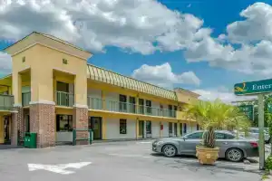Quality Inn Savannah Historic District, Саванна