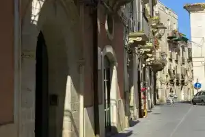 1743 Loft Siracusa, Сиракуза
