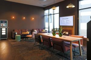 Holiday Inn – the niu, Wave Karlsruhe City Park, Карлсруэ