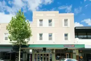 Cozzystay Hostel, Перт
