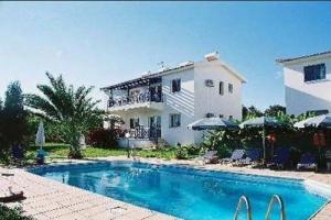 Socrates Apartments, Нео-Хорио