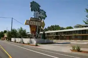 Palms Motel, Портленд