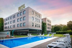 Best Western Hotel Cavalieri Della Corona, Галларате