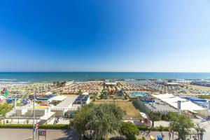 Hotel Touring Misano Adriatico, Мизано-Адриатико