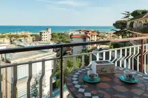 Damahouse B&b, Формия