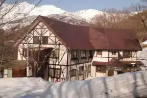 Petit Hotel Peter Rabbit, Хакуба