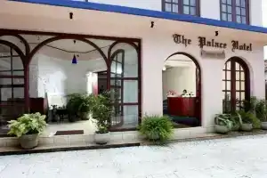 Royal Castle Hotel, Негомбо