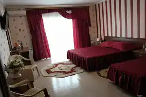 Отель «Парус», Голубицкая