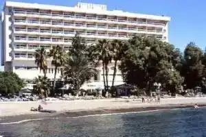 Poseidonia Beach Hotel, Лимассол