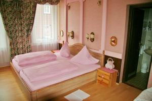 Hotel Landgasthof Falken, Шёнвальд